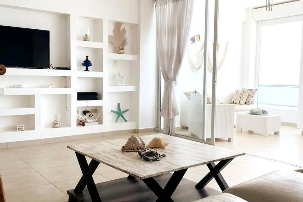 Beach Apartment - Marbella, Juan Dolio!! Getaway Offer!! 0*,  Dominik Cumhuriyeti